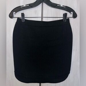 Black Mini Skirt By Parker Size Small Rayon/poly Incredible Condition